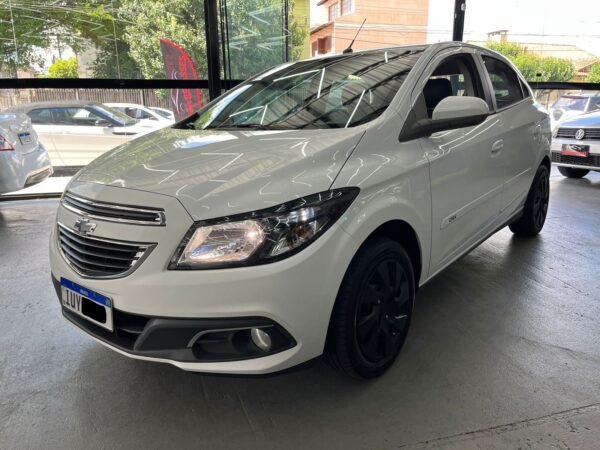 Chevrolet Onix LT 1.4 2014 Automático - Image 19