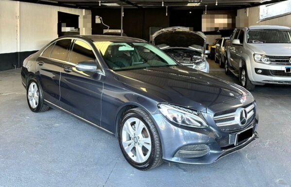 MERCEDES-BENZ C180 Exclusive 1.6 Turbo Automático - 2015