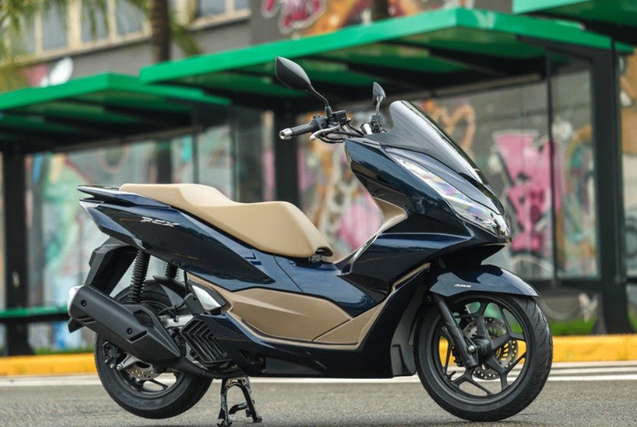 Honda PCX chega na linha 2025