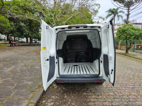 Fiat Fiorino Endurance 1.4 2021 - Image 15