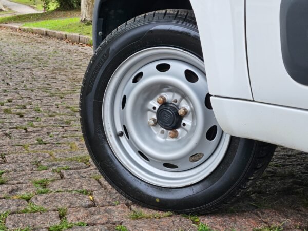 Fiat Fiorino Endurance 1.4 2021 - Image 10