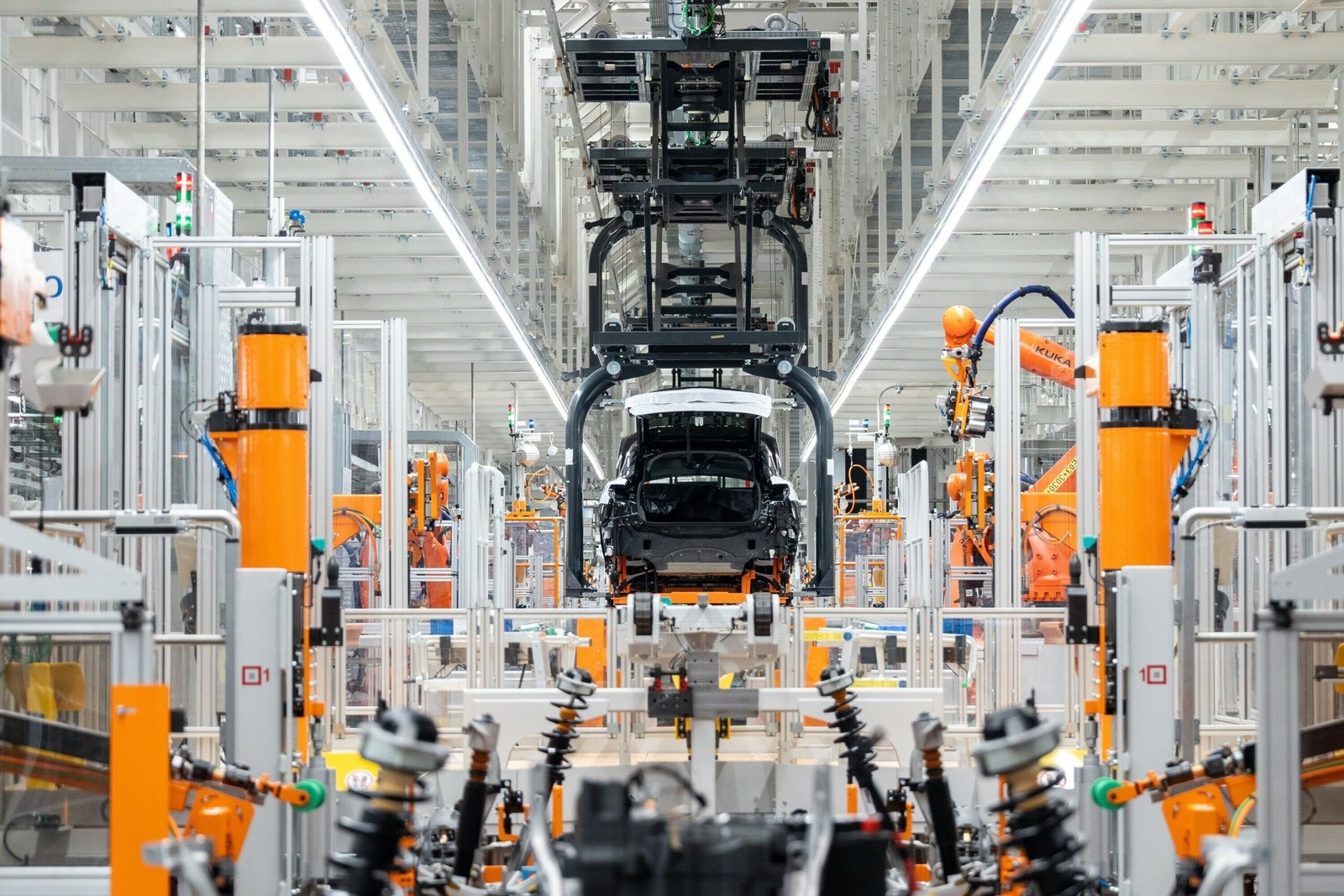 State-of-the-art plant at Audi FAW NEV Company in Changchun: vehicle assembly